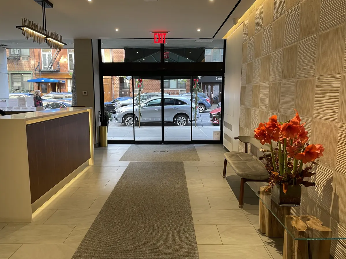 145 East 84th - 4D
